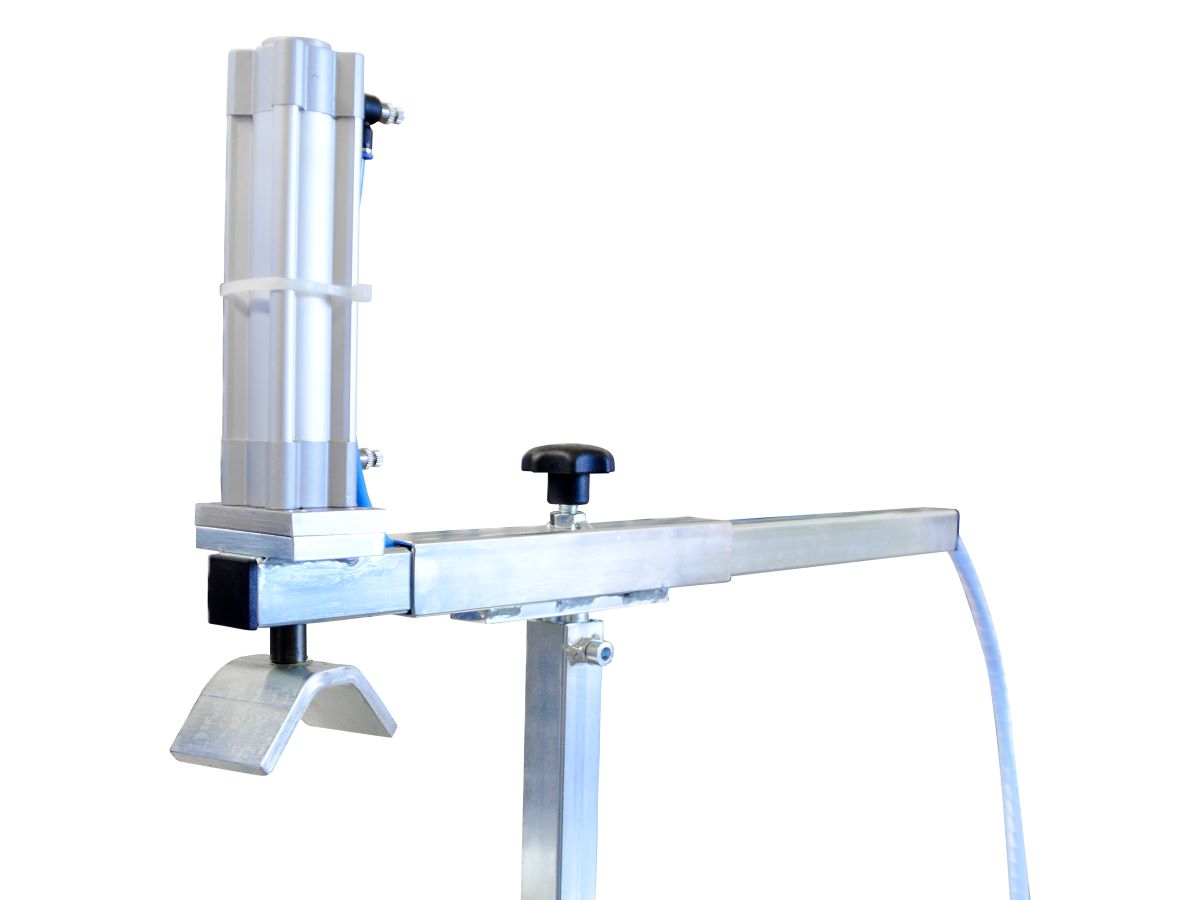 bis_BSM450_pneumatic-pipe-clamping@0,75x